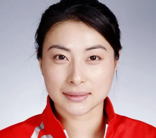 郭晶晶可以成为霍家儿媳,而章子怡却被嫌弃,背后原因是什么?