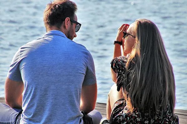 天秤男喜欢你会主动吗 天秤男喜欢你的小细节