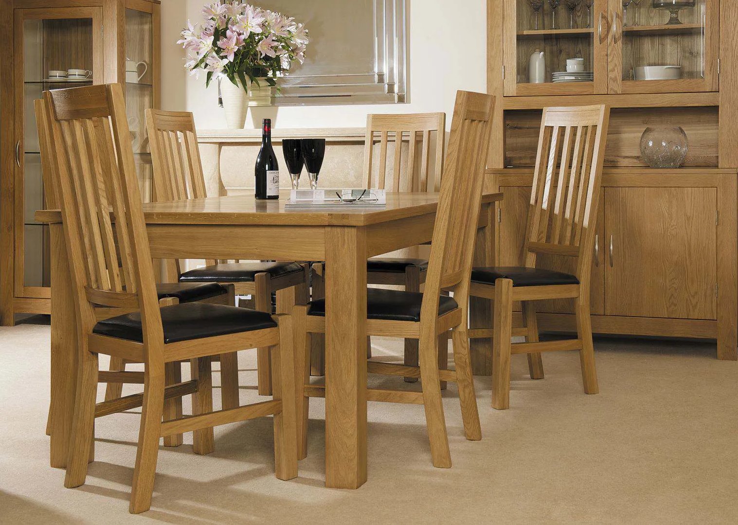 橡木实木家具的优缺点