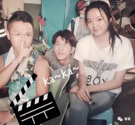 王中磊闺女晒长腿照，娱乐圈大佬们的千金都长什么样？