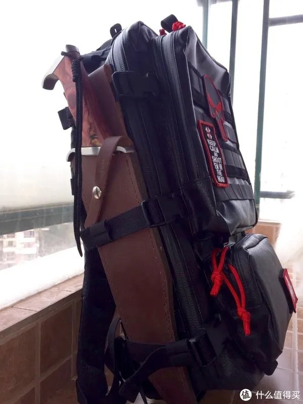 从麦格霍斯黑标系列附包谈起