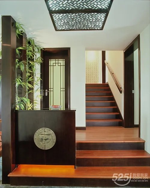 楼梯设计的与挑选