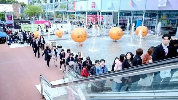 窗帘究竟有多“潮”？去一趟深圳家纺展就知道！