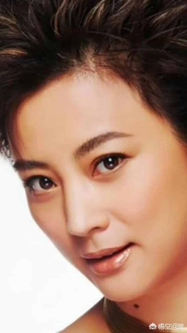 同样是“甜歌皇后”，李玲玉与杨钰莹有何区别？