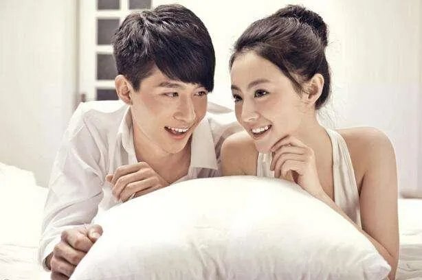 情侣之间谈恋爱，怎么称呼才合适？