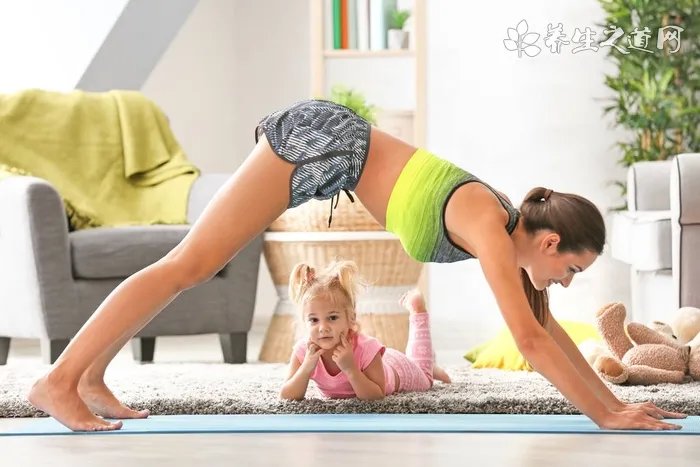 哑铃肱三头肌锻炼方法有哪些