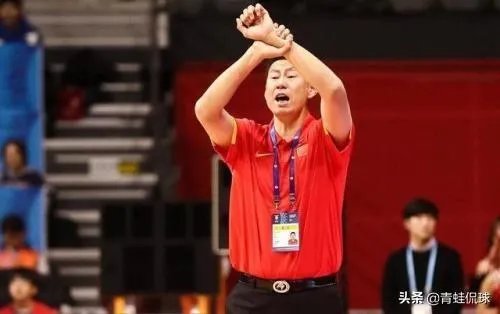中国男篮主帅李楠在球员时期什么水平?和朱芳雨相比怎么样?