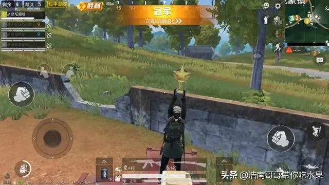 玩吃鸡遇到技术菜又喜欢装B去刚枪的队友是种什么体验？