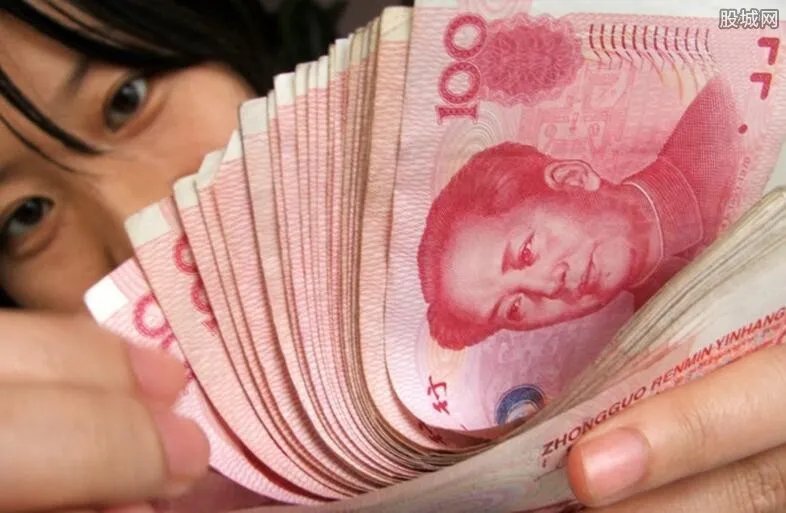 年会中奖被开除 11万奖金打水漂老板反悔开除员工