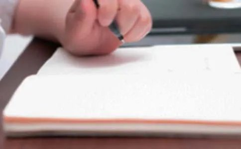 以行动为话题的作文