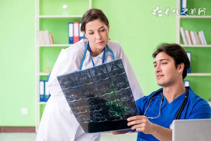 金毛发情有什么征兆？