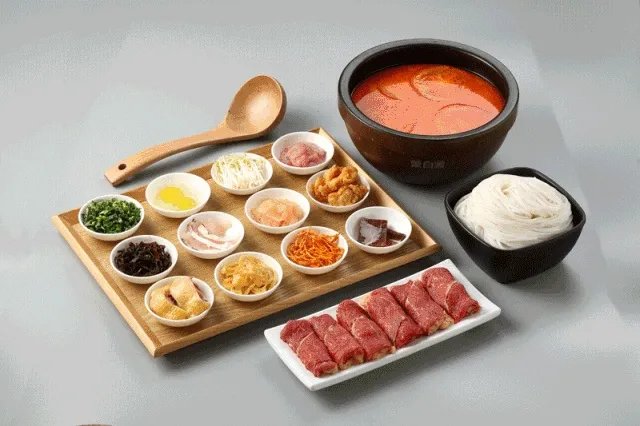 餐饮进入巨头+红海时代，如何完成餐饮创新？