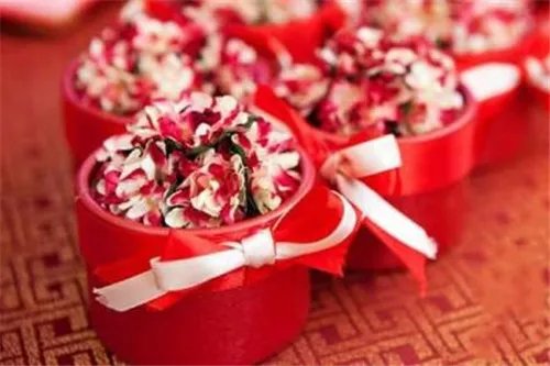 八月适合结婚的日子   2017结婚黄道吉日一览表