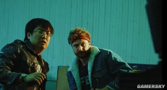 华人小胖新作出炉 花式换弹只为搏美女欢心