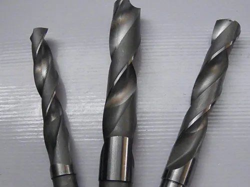 钻铁用什么钻头