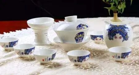 如何选择日用瓷？