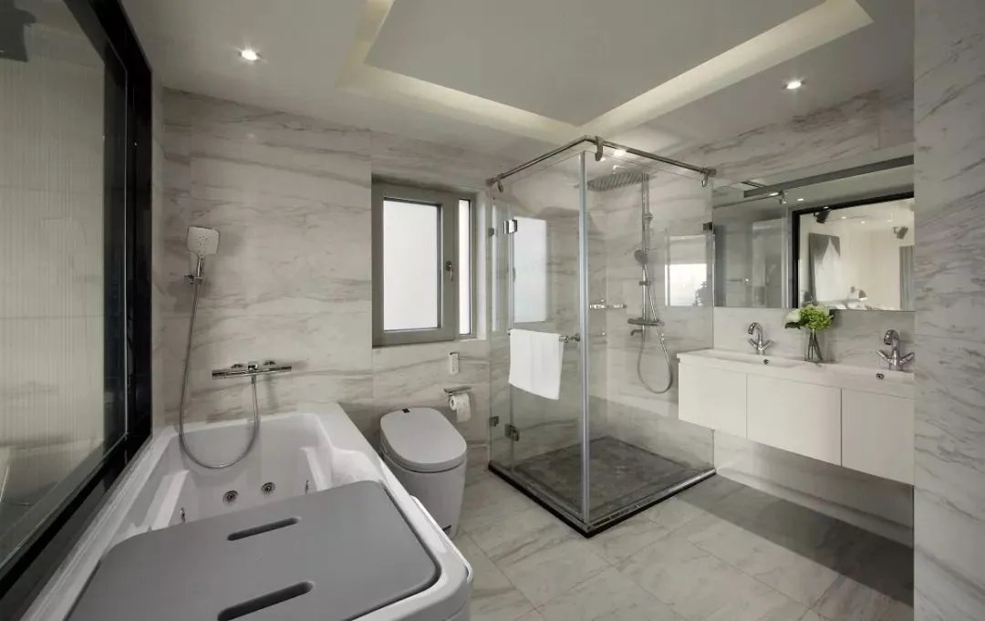 3种卫生间玻璃隔断，看看你家适合哪个！