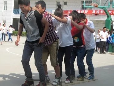 陕西米脂发生恶性砍学生事件嫌疑犯抓了没?