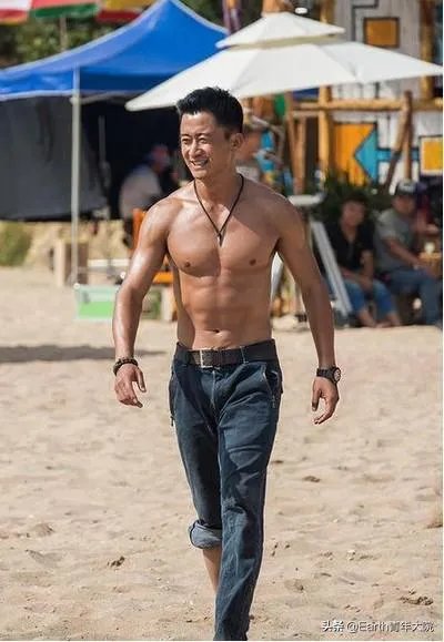 吴京和甄子丹哪个是真正的硬汉？