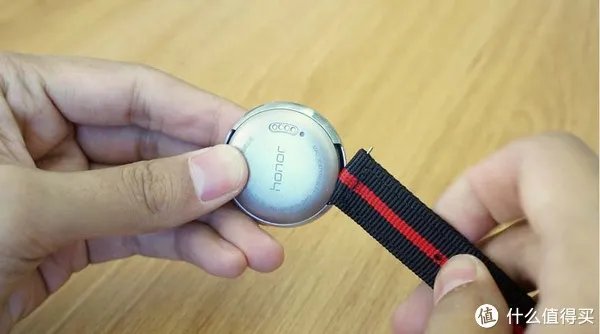 真的是手表——HUAWEI 华为 荣耀手环 zero评测