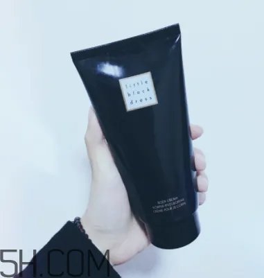 雅芳小黑裙香体乳怎么样？雅芳小黑裙香体乳好用吗？