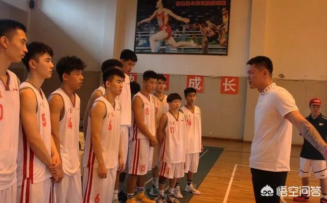 莫雷年薪5500万，那么CBA顶级总经理朱芳雨年薪多少？