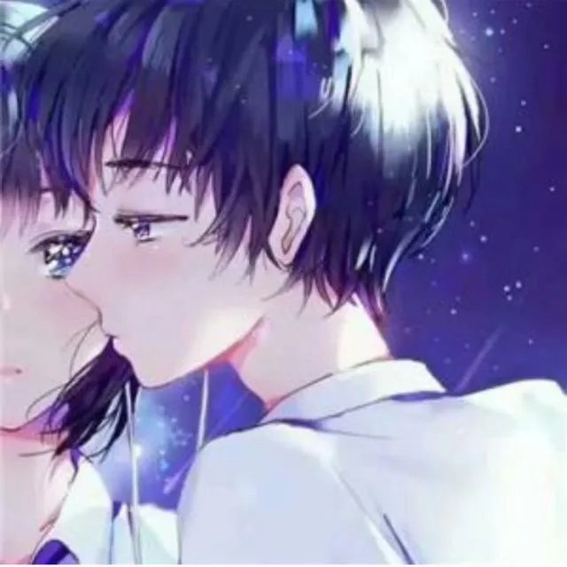 有没有这个图片的情侣头像呀？