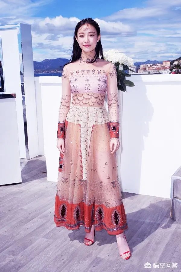 巩俐、李冰冰、刘亦菲、倪妮，你觉得谁的红毯造型最漂亮？