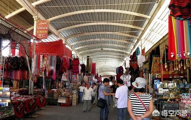 新疆喀什大巴扎值得逛嘛？