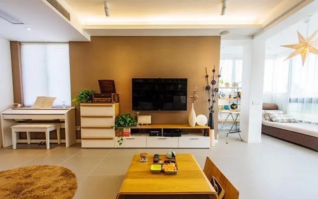 福州陈小姐装修的新家,卧室装投影仪,卧室影院真赞