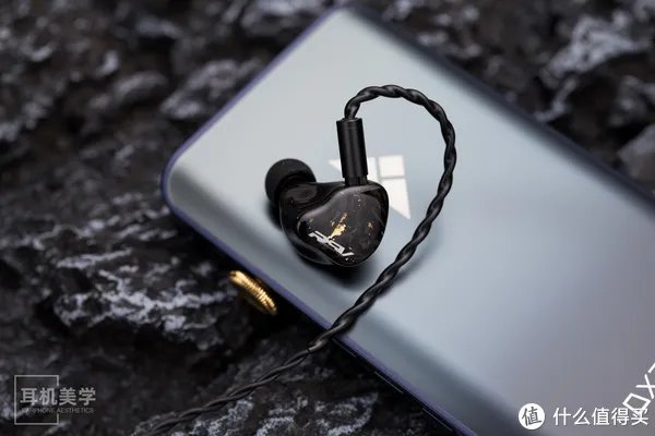 DC音频漫谈 篇五十：iBasso集大成之作——DC评艾巴索DX300