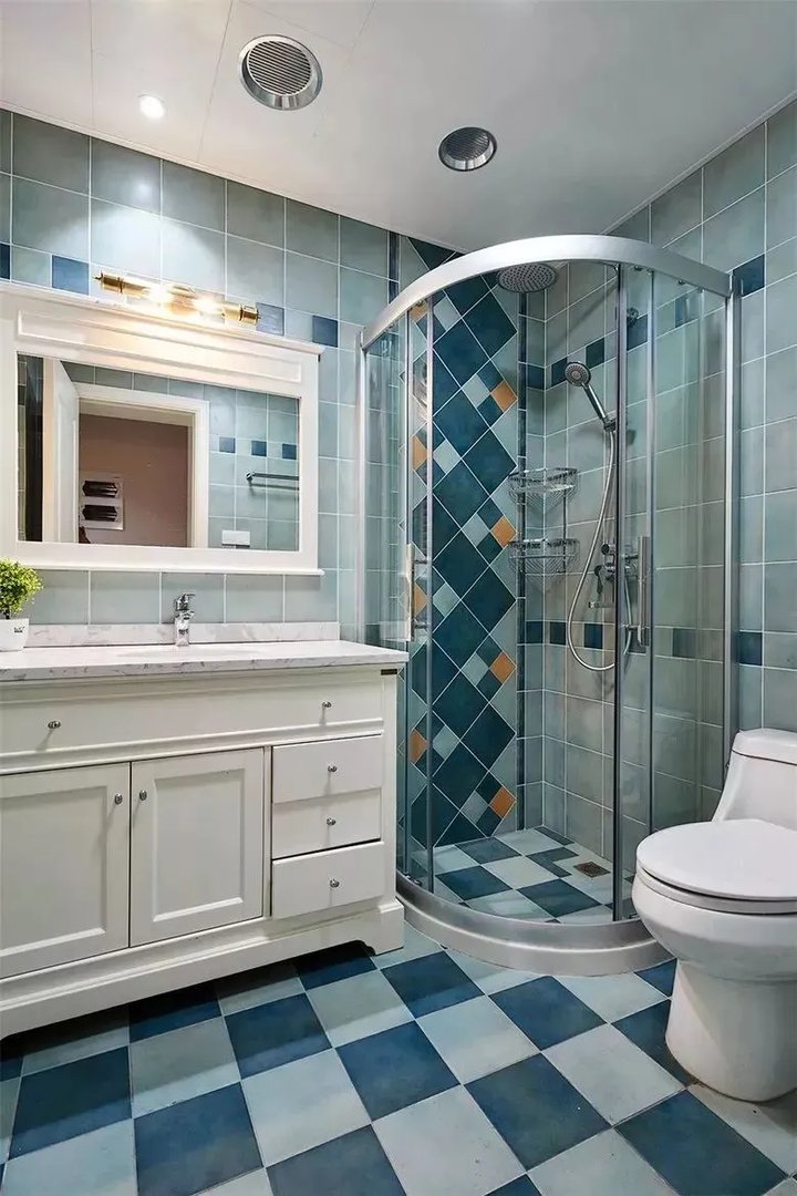 3种卫生间玻璃隔断，看看你家适合哪个！