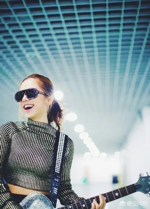 如何评价邓紫棋版本的《夜空中最亮的星》？