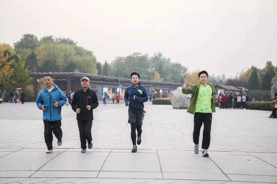 时间就要浪费在美好的事情上，比如来曲美京东之家健身