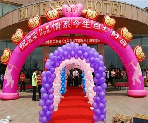 不同风格婚庆拱门图片的介绍和价格  2018婚庆拱门价格解析