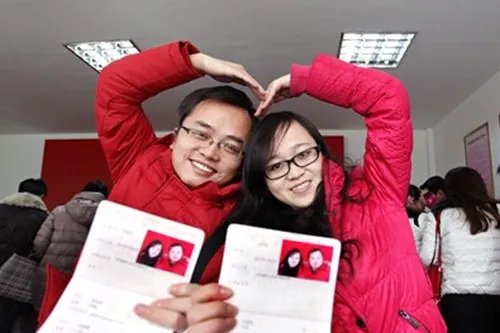 结婚登记照片要求 结婚登记照注意事项