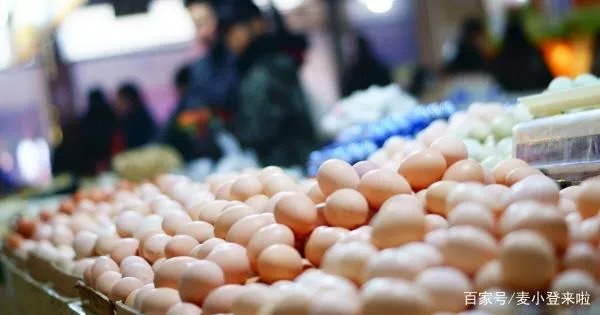 让人很纠结,猪肉、鸡蛋到底会不会降价呢?