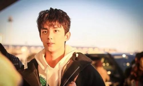 网曝吴磊因撕番位被平台封杀,这是有人在造谣吗?