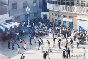 以前溜冰场放的歌