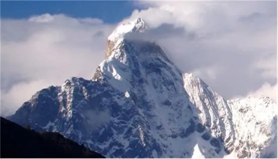 四川的四姑娘山好玩吗？