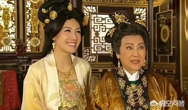 李施嬅在TVB剧《宫心计》和《公主嫁到》的表现上，有何不同？