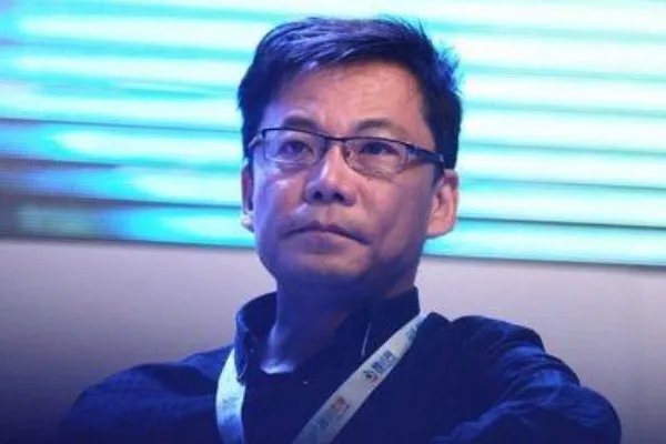 当当网创始人李国庆和妻子互撕，为什么夫妻创业总容易不欢而散？