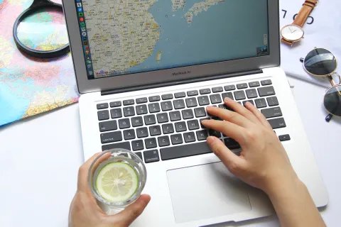 注册公司查名字哪个网站