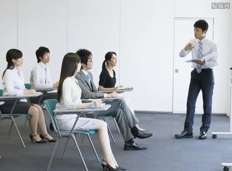 便利蜂数学考卷 官方回应并非裁员考试