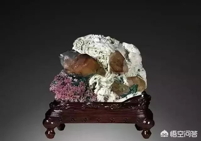 为什么有些中国人钟爱玉石，而有些印度人钟爱宝石？是因为民族性格不同吗？