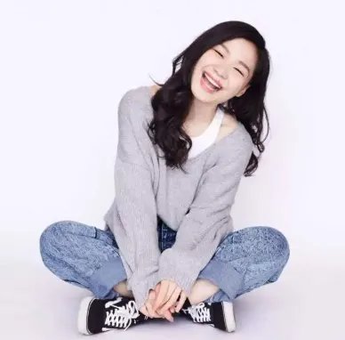 刘胜瑛和金靖搭档多年，原本可以上春晚的刘胜瑛，为何被宋祖英顶替了？