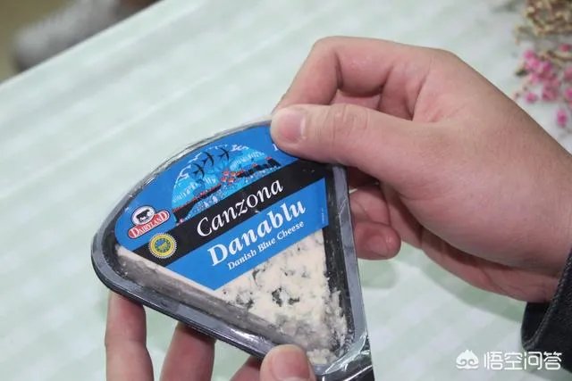 蓝纹奶酪有多臭，蓝纹奶酪对身体有害吗？