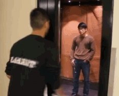 此前有人质疑王健林遭遇滑铁卢,万达发了声明称企业全球没有任何债务违约,你怎么看?