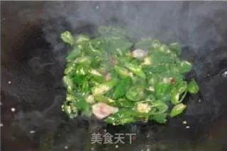 余干辣椒小炒油渣