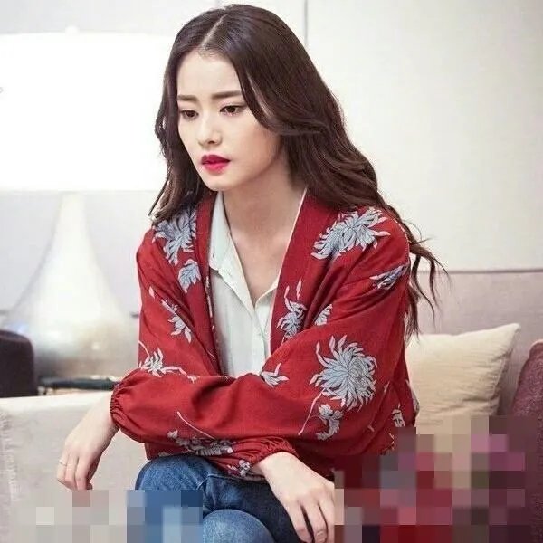 如何评价柴碧云的颜值？